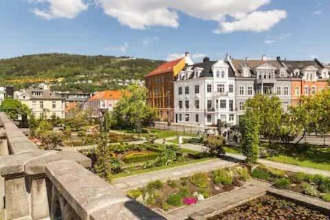 Apartment Dinbnb L Historical Building I 100m To Museum *