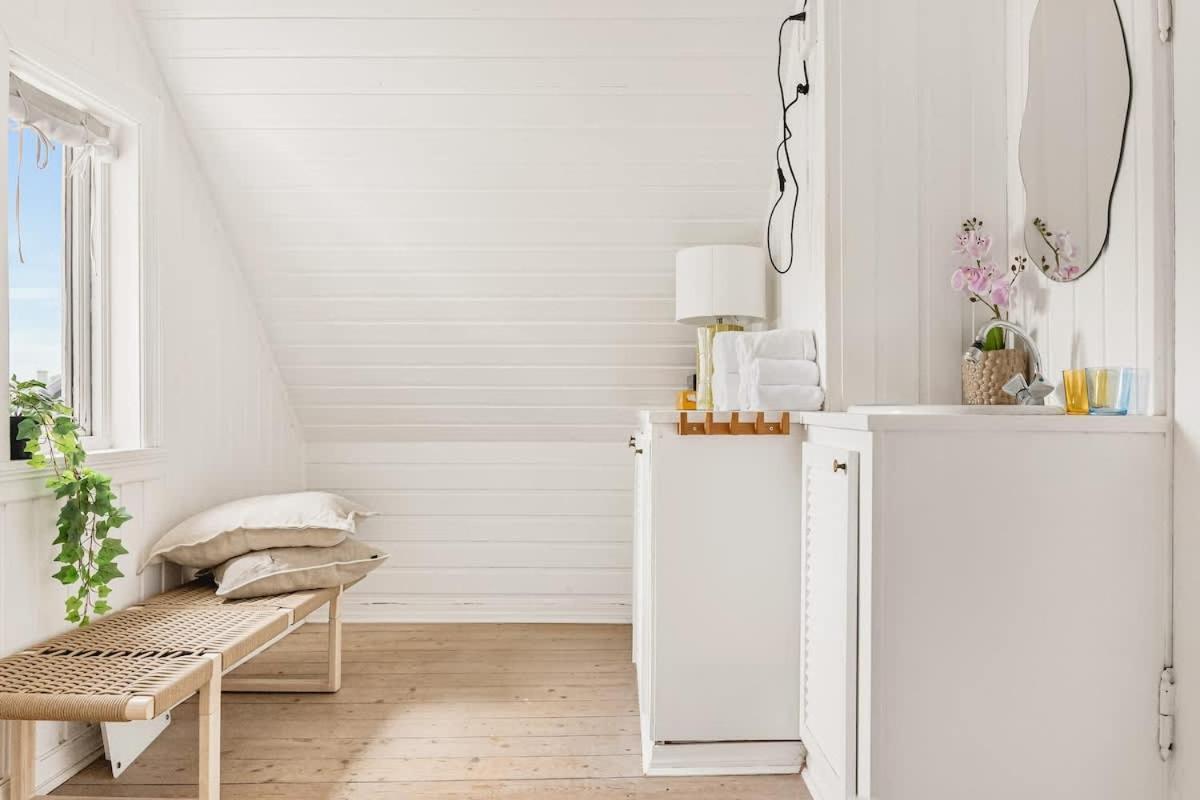 Holiday home Dinbnb L The 1880 Authentic Dream I 500m To Bryggen Bergen