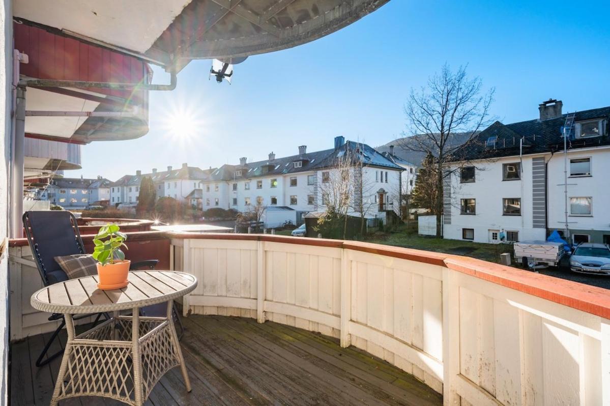 Apartment With 2 Bedrooms And Balcony Bergen