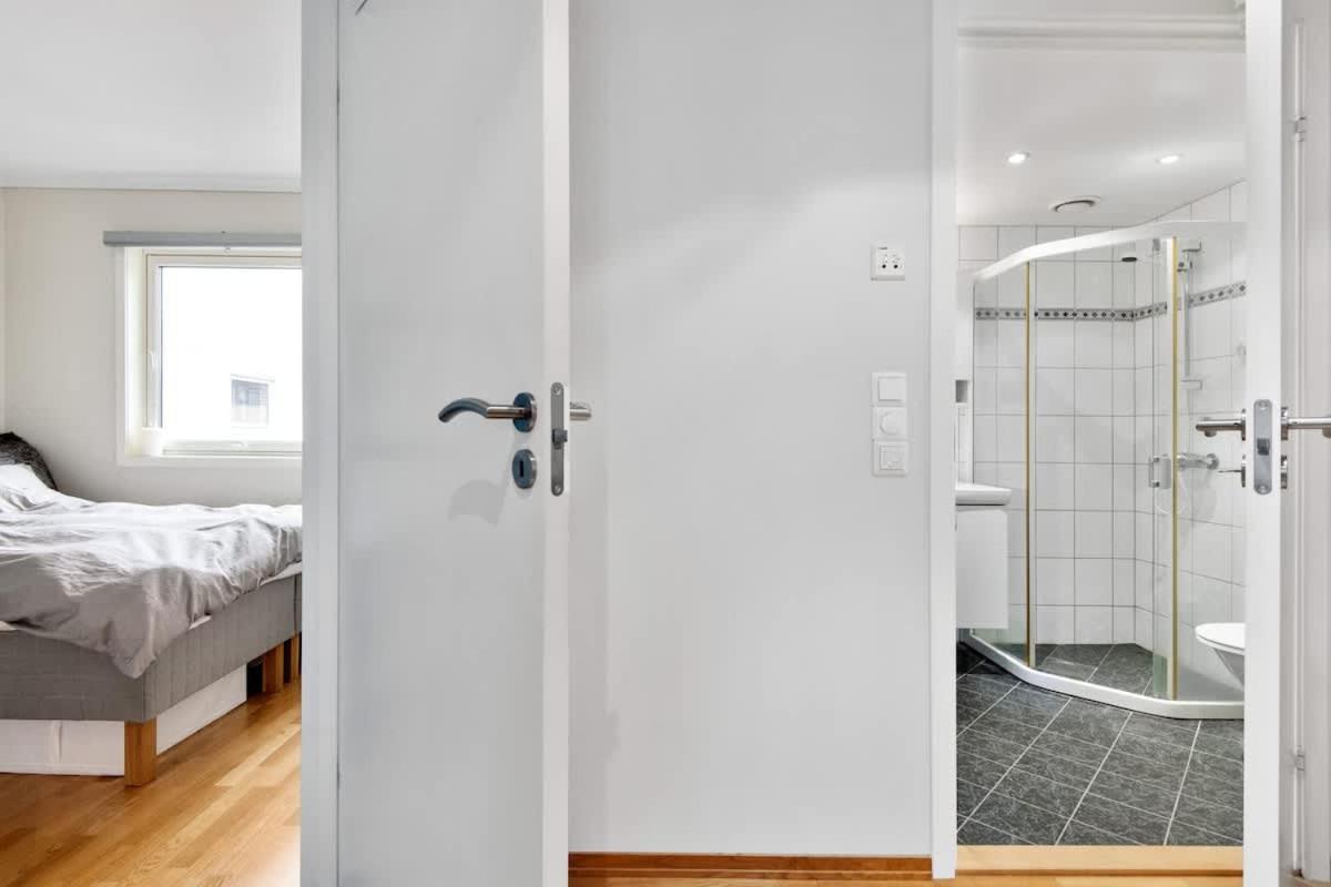 Dinbnb L Elevator - 18spm Balcony - 2 Min To Train Căn hộ *