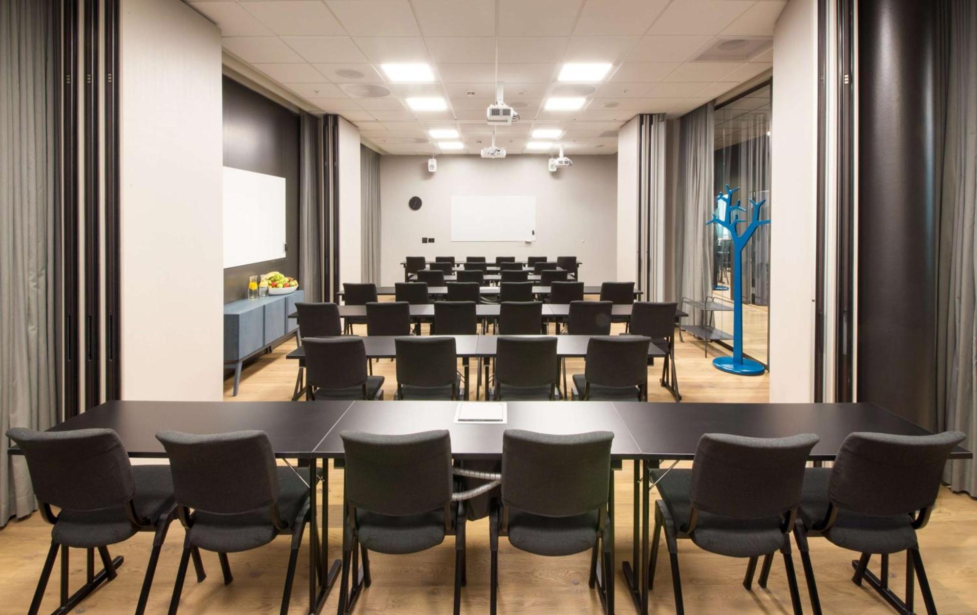Scandic Flesland Airport 4*