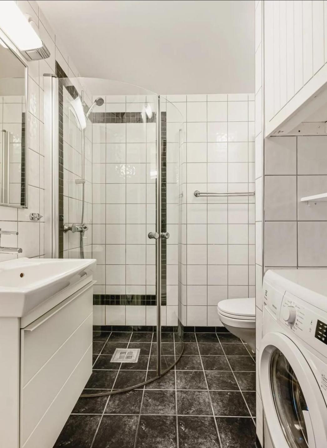 Stylish At Hop Apartment