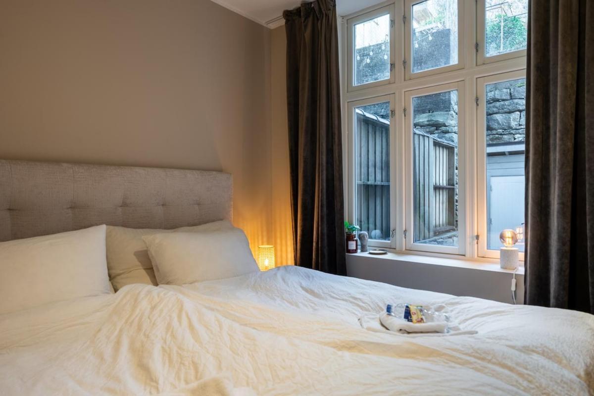 Renovated 3 Room Home In Historical Sandviken Apartment