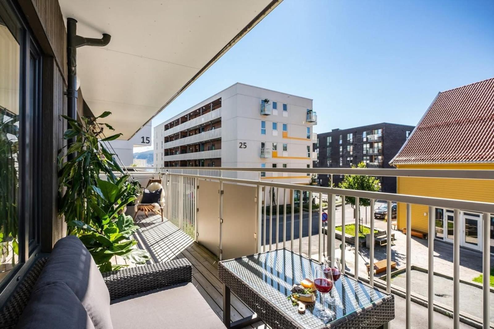 Modern By The Sea Apartment