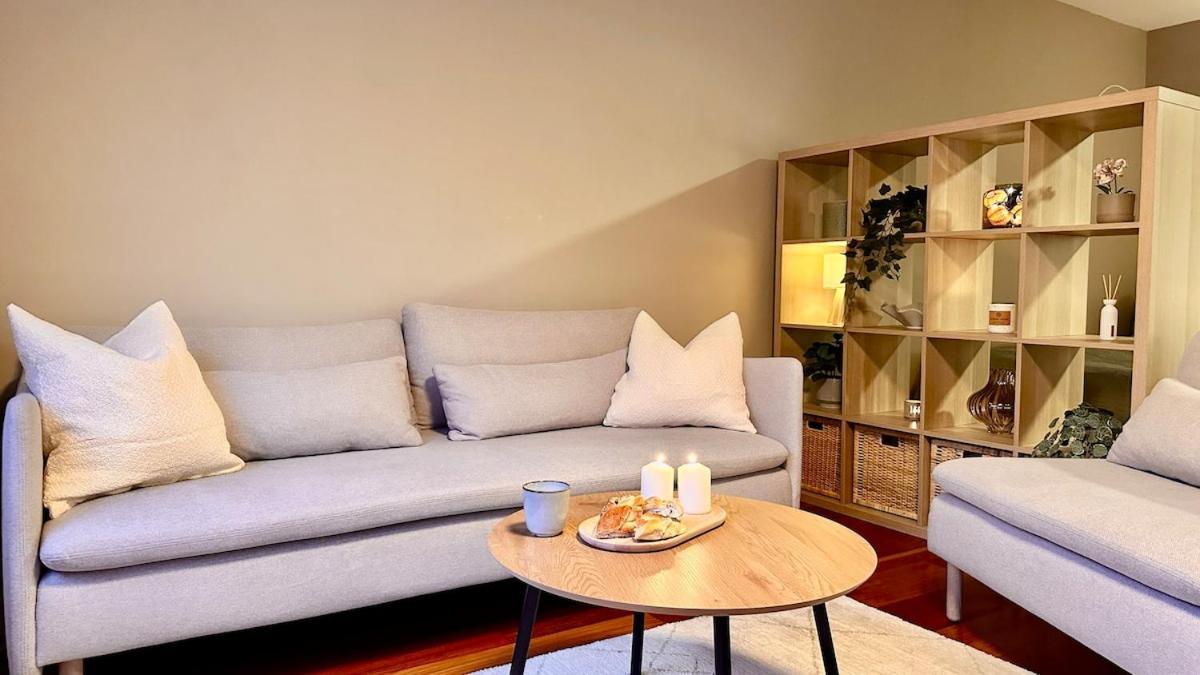 Apartment Modern Suites, Excellent Location In The Heart Of