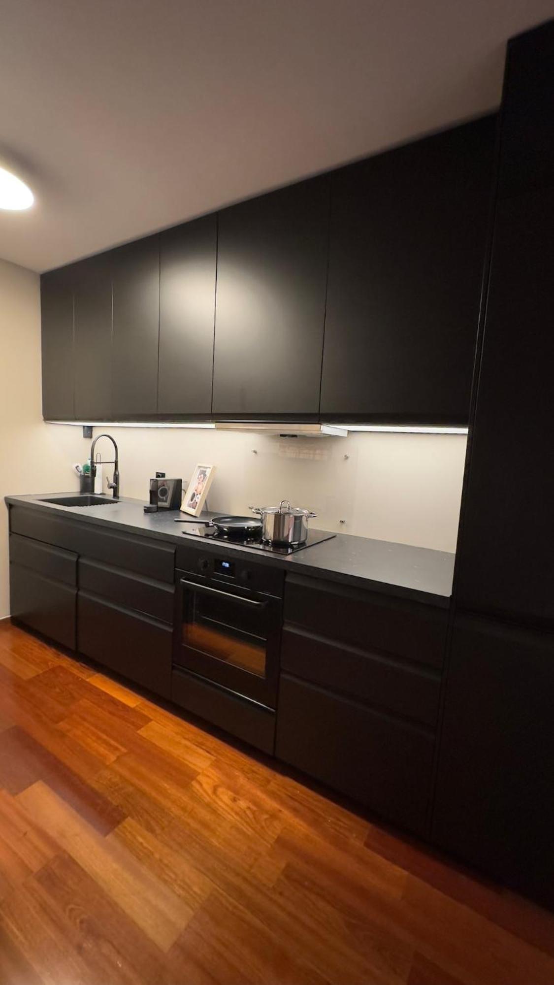 Apartment Modern Suites, Excellent Location In The Heart Of