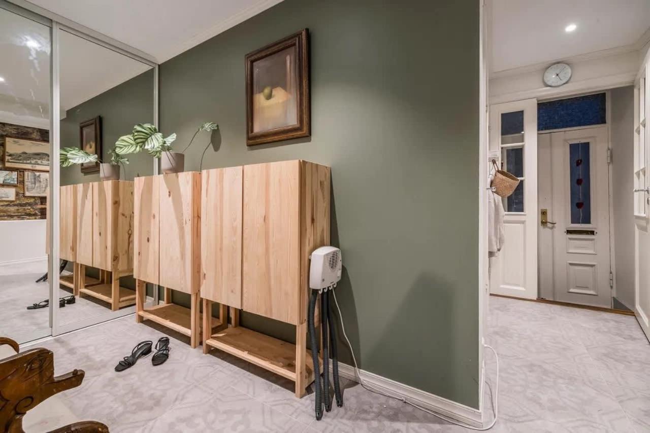 Dinbnb L Historic 4br House L 2 Free Parking L Balcony&terrace *