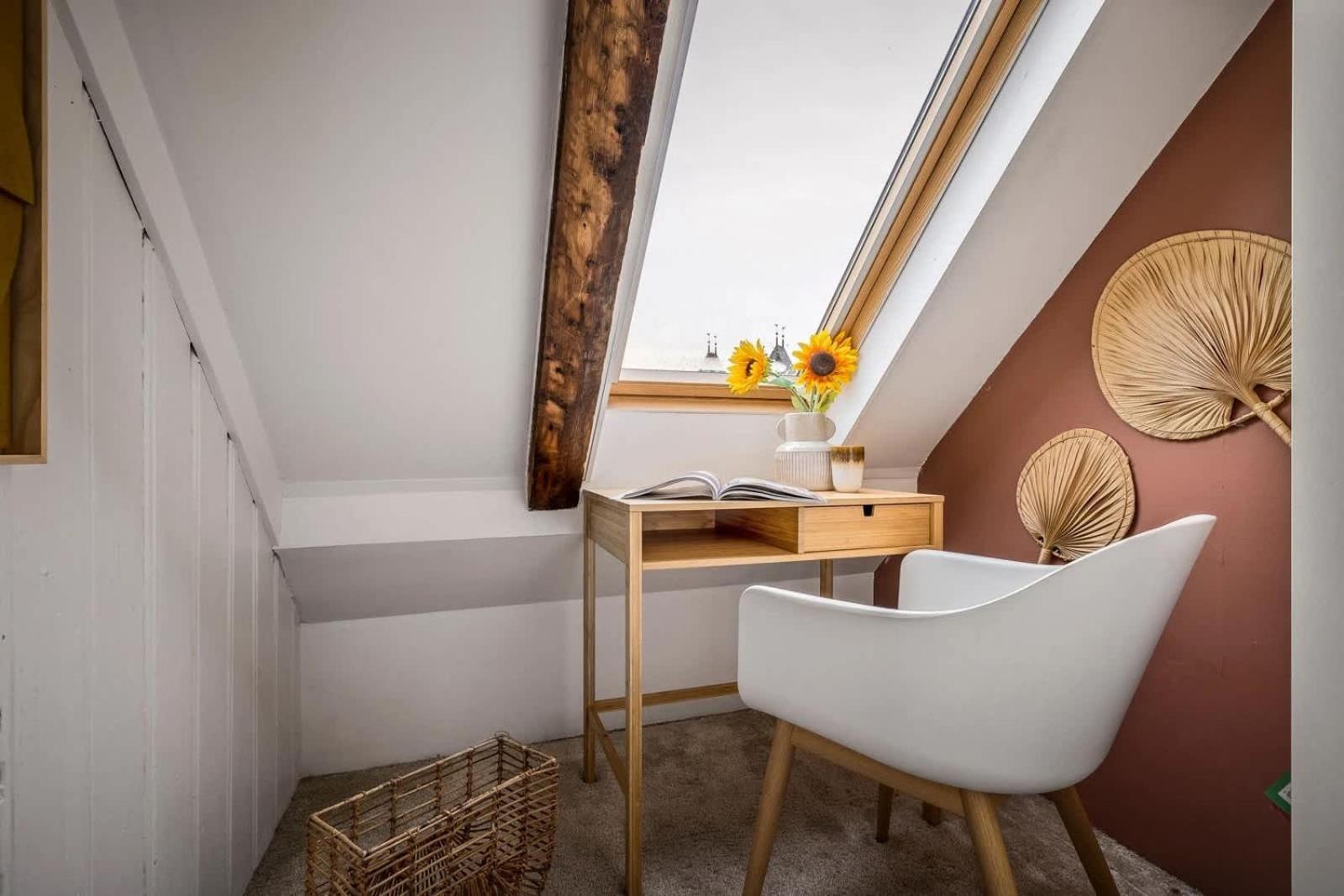 Dinbnb L Historic 4br House L 2 Free Parking L Balcony&terrace
