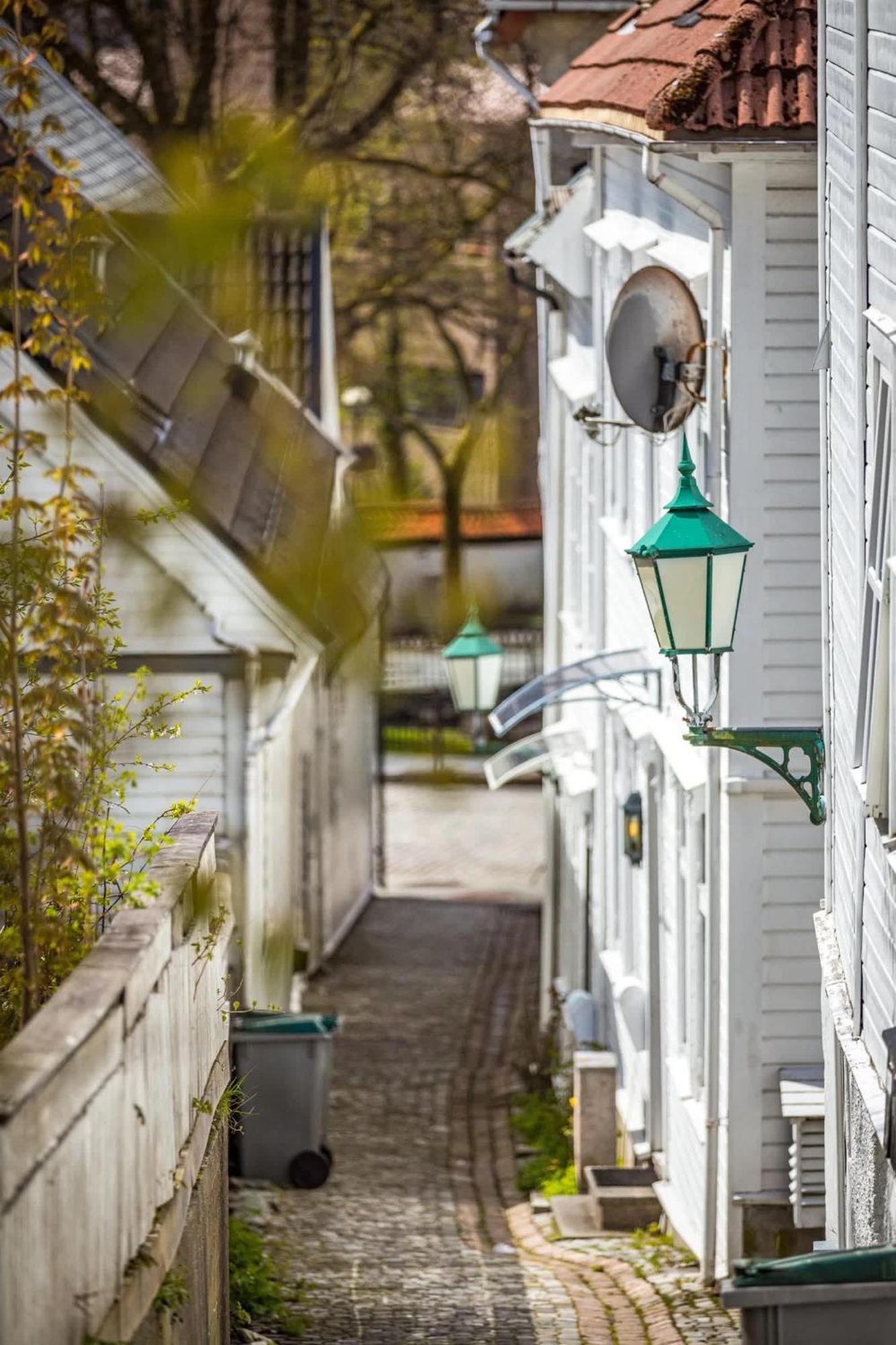 Dinbnb L Historic 4br House L 2 Free Parking L Balcony&terrace Holiday home