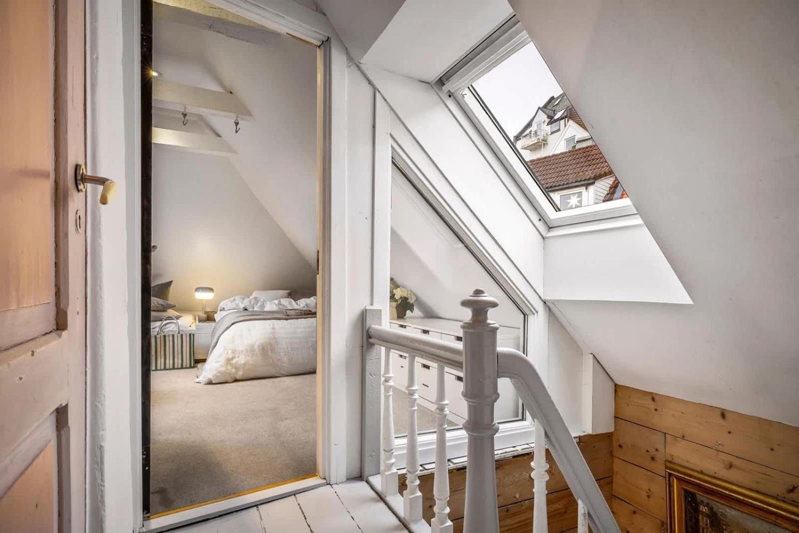 Dinbnb L Historic 4br House L 2 Free Parking L Balcony&terrace *