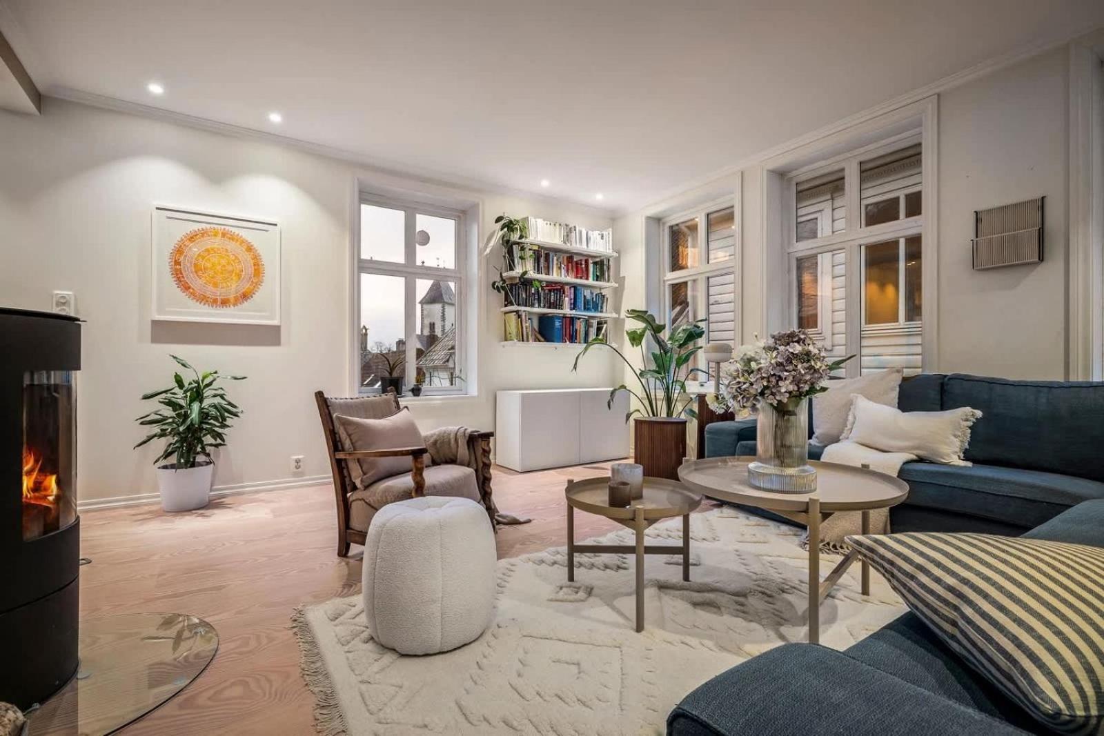 Dinbnb L Historic 4br House L 2 Free Parking L Balcony&terrace Holiday home Bergen