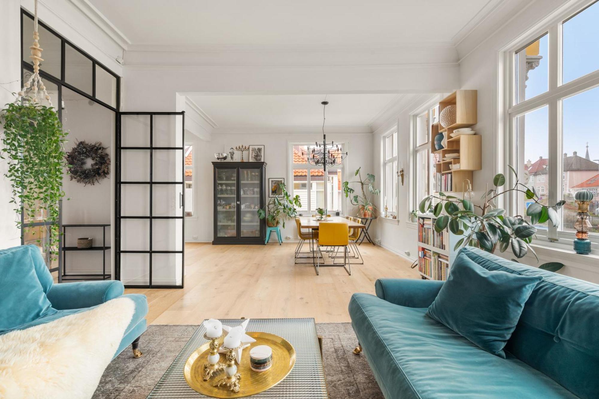 Historic Townhouse I With Rooftop & Free Parking Apartment