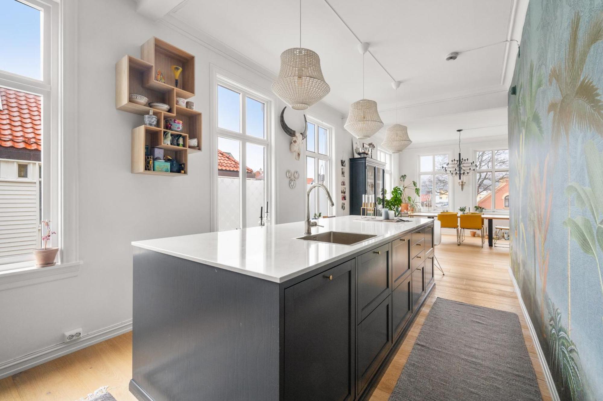 Historic Townhouse I With Rooftop & Free Parking Apartment *