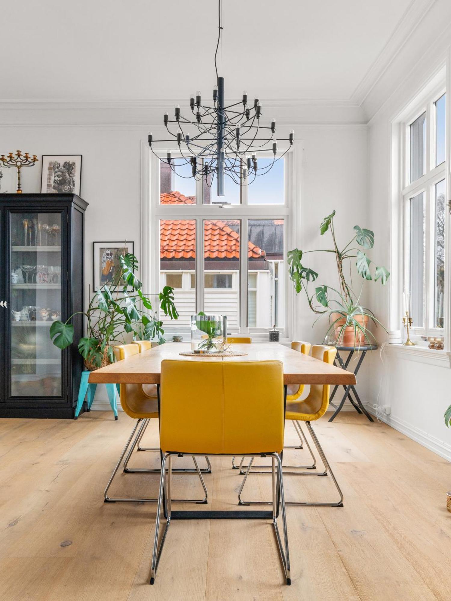 Historic Townhouse I With Rooftop & Free Parking Bergen