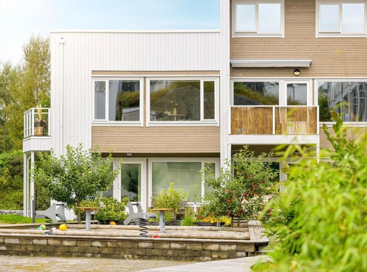 Leilighet Modern Near Fana Stadium With Parking *