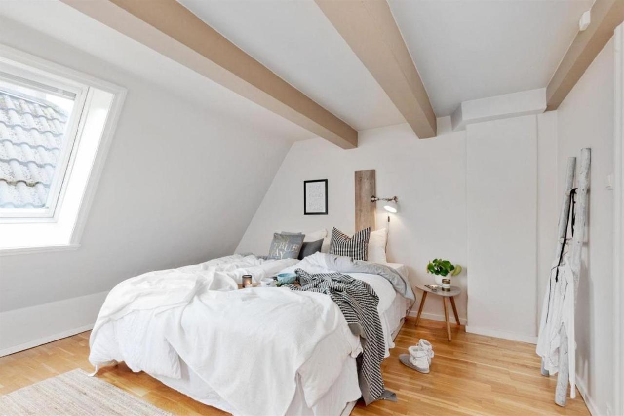 Urban - Center Apartment