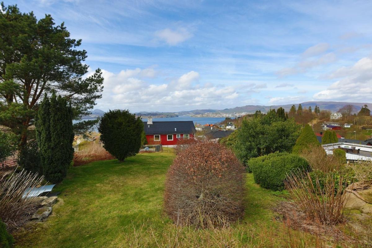 Single-family With Panorama View To The Fjord Villa Bergen