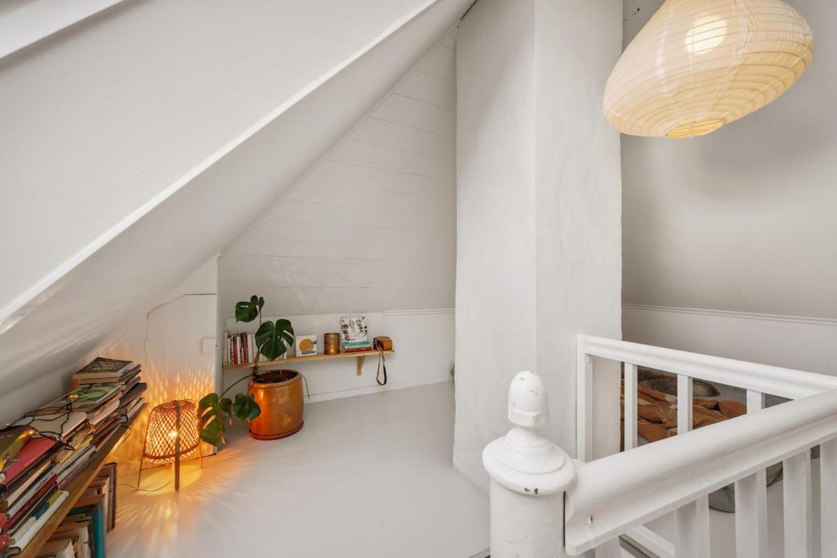 Gem Straight Out Of History - Built In 1750 Bergen