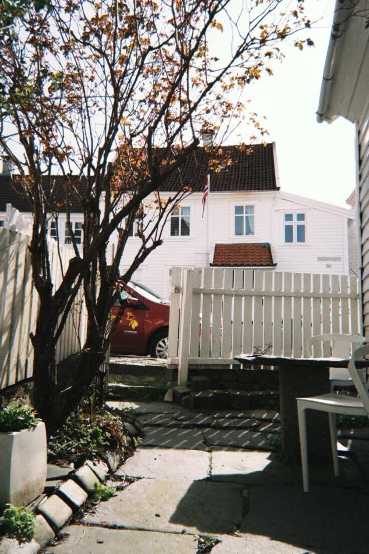 Dinbnb Homes L Charming 2-bedroom By The Sea Cozy * Bergen
