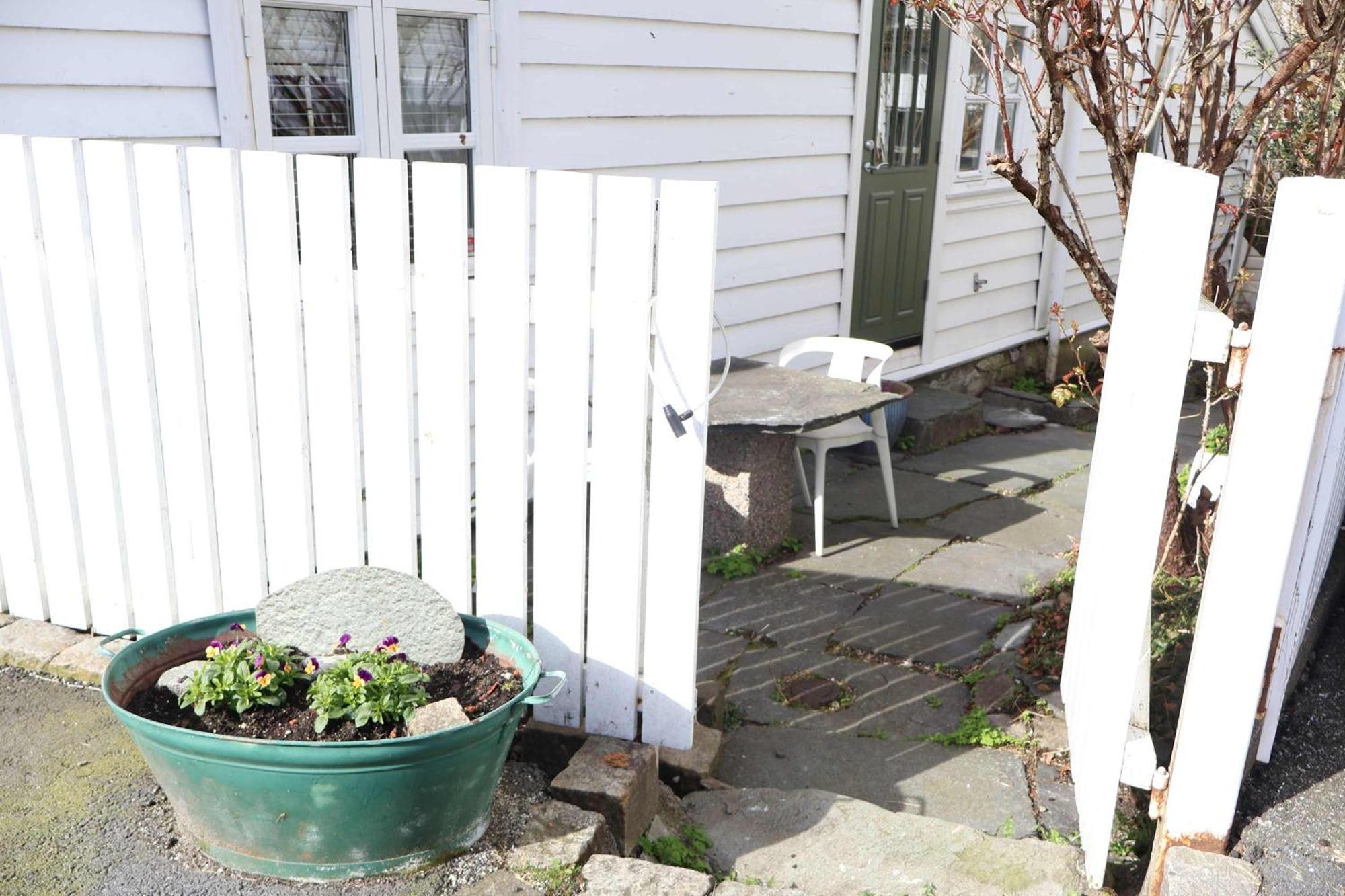 Holiday home Dinbnb Homes L Charming 2-bedroom By The Sea Cozy Bergen