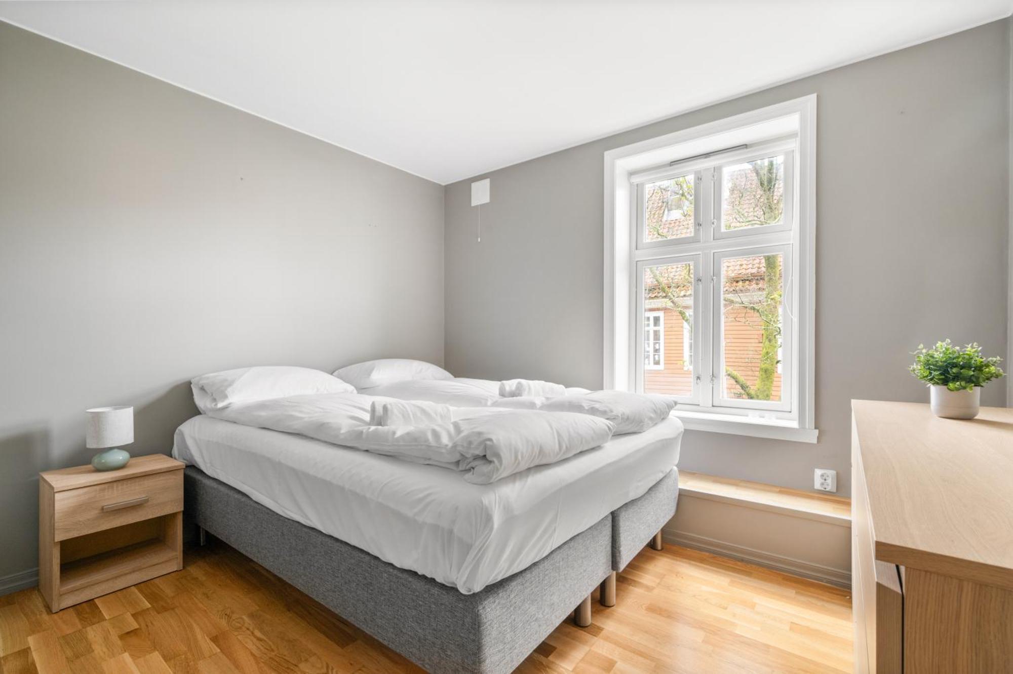 Beds - Modern, Cozy & Perfect Location Apartment Bergen