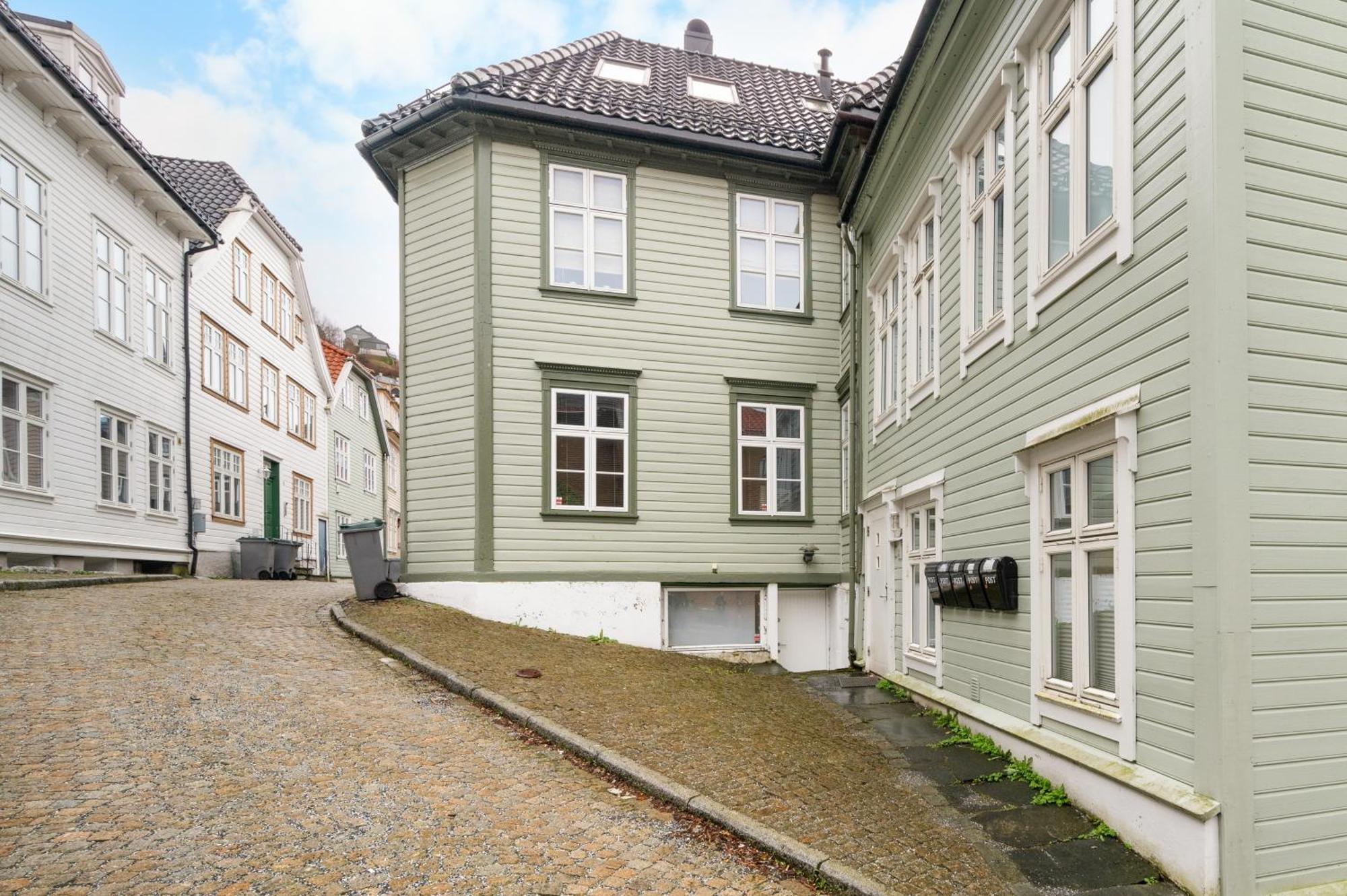 Beds - Modern, Cozy & Perfect Location * Bergen