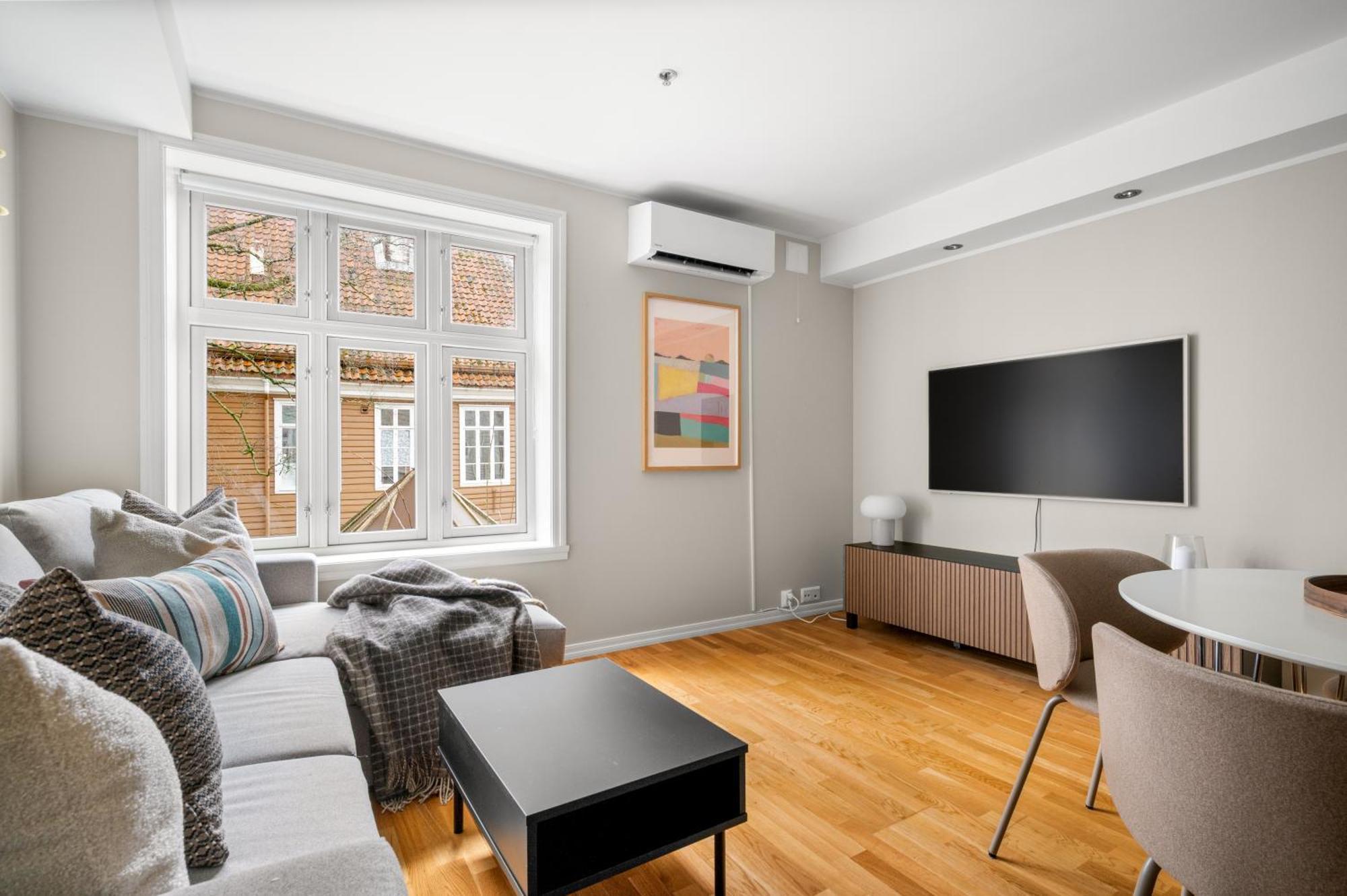 Beds - Modern, Cozy & Perfect Location Apartment