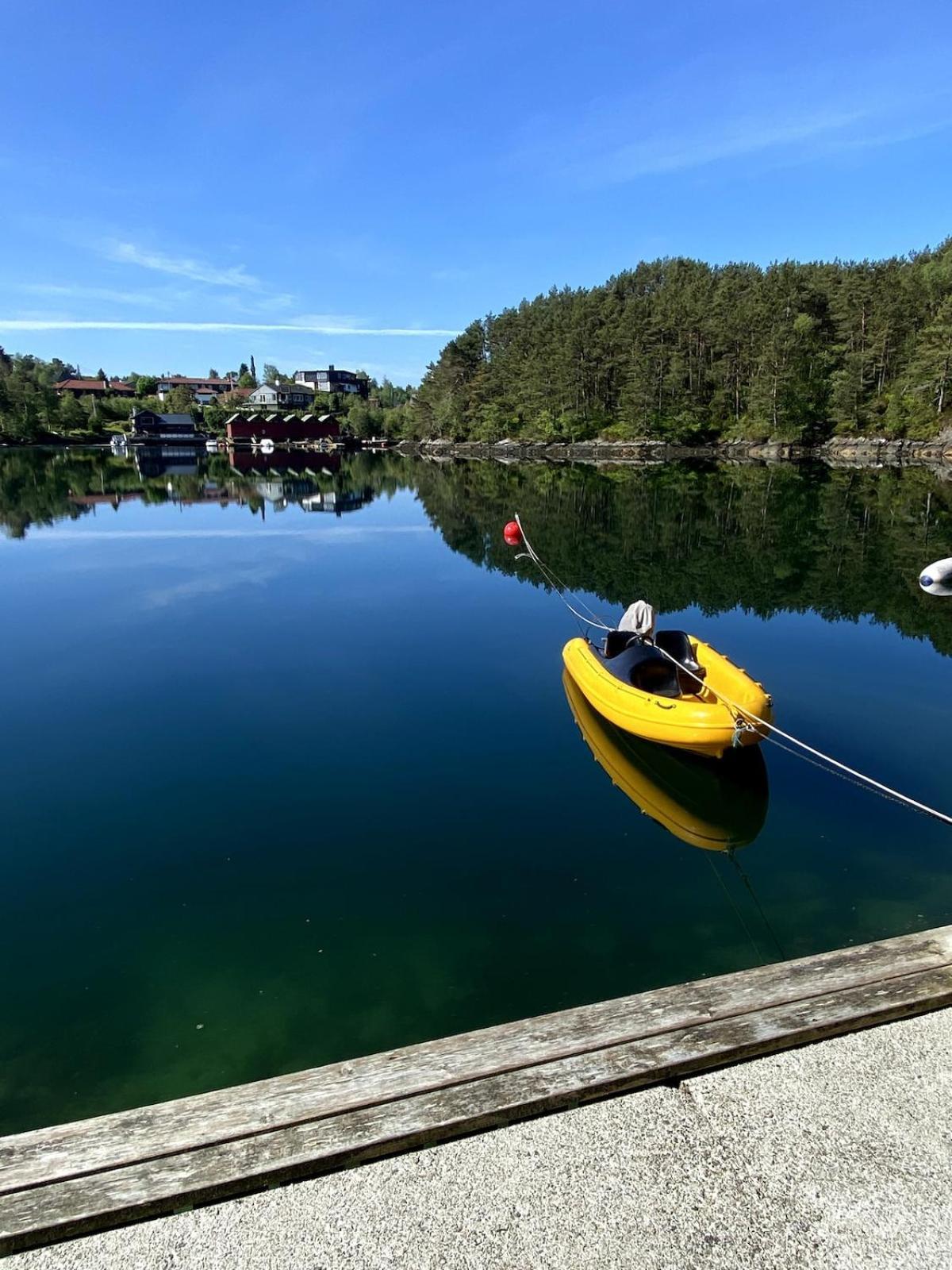 Vy - A Gem With Private In Villa Bergen