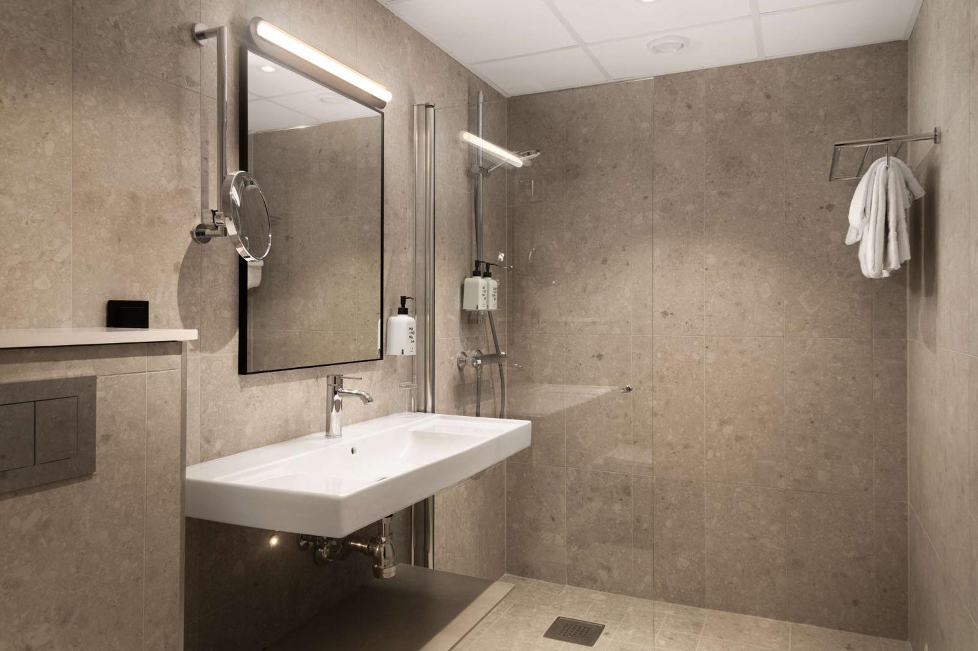 Scandic Neptun Hotel 4*