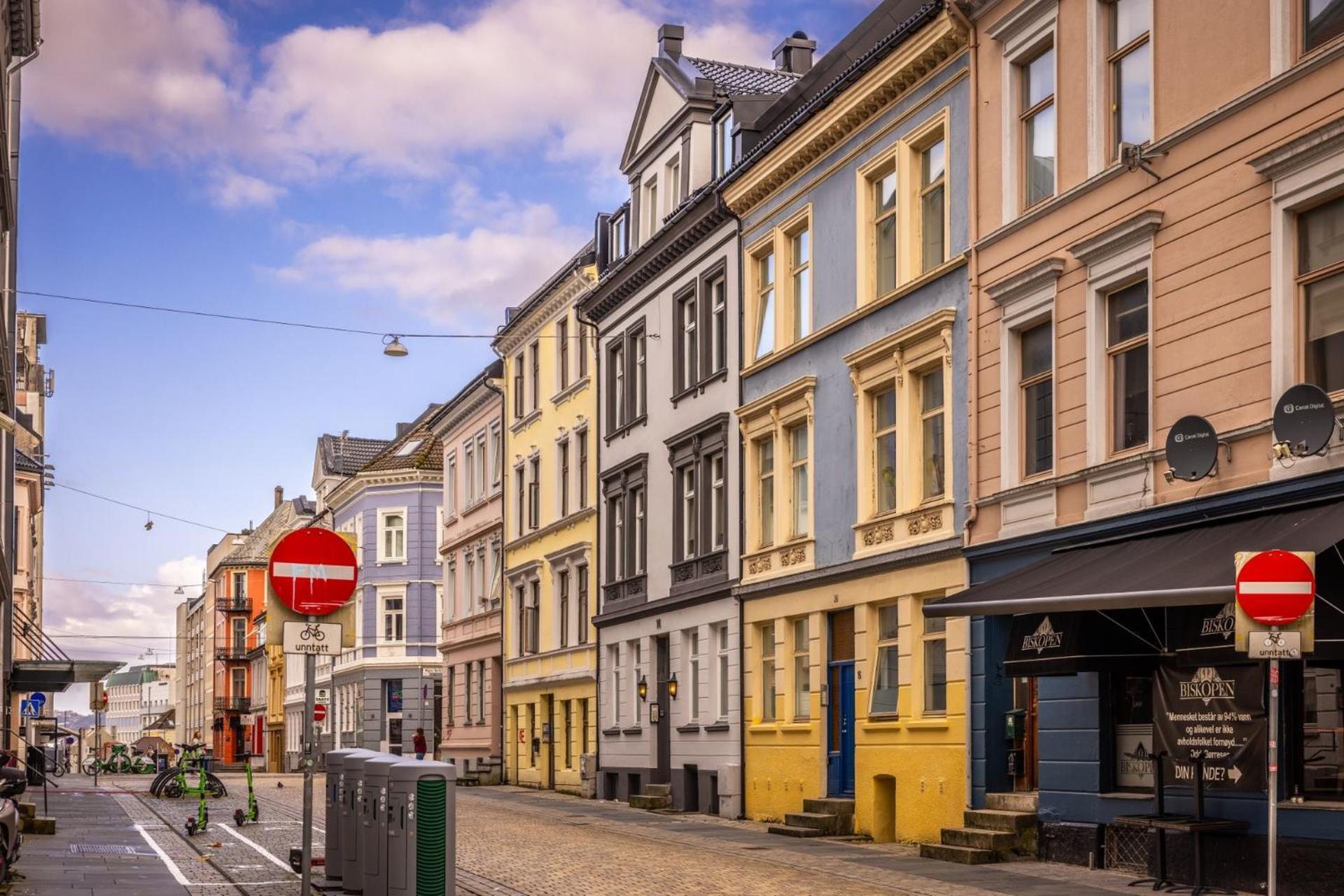 Newly Renovated Bergen