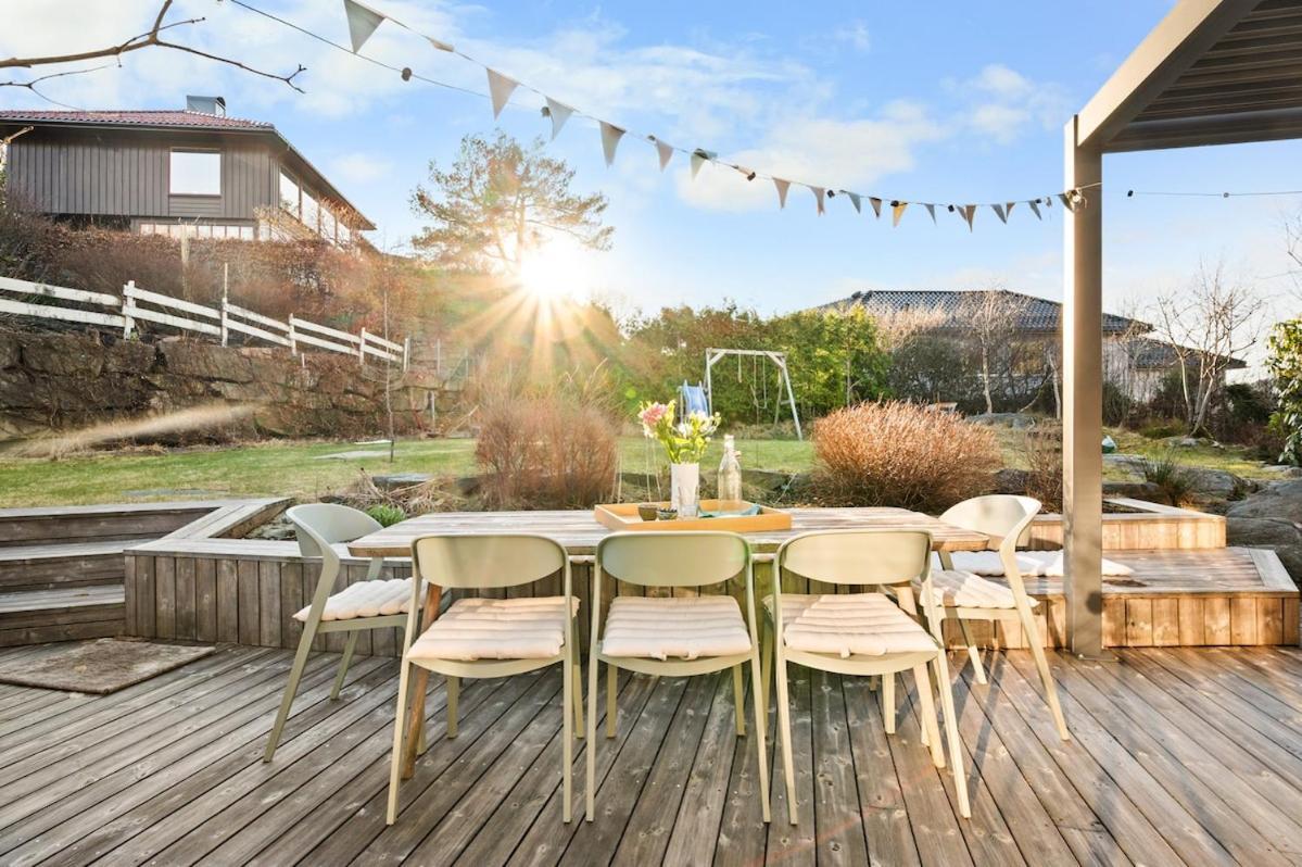 In The Hollywood Hills Of With Breathtaking Views Villa Bergen