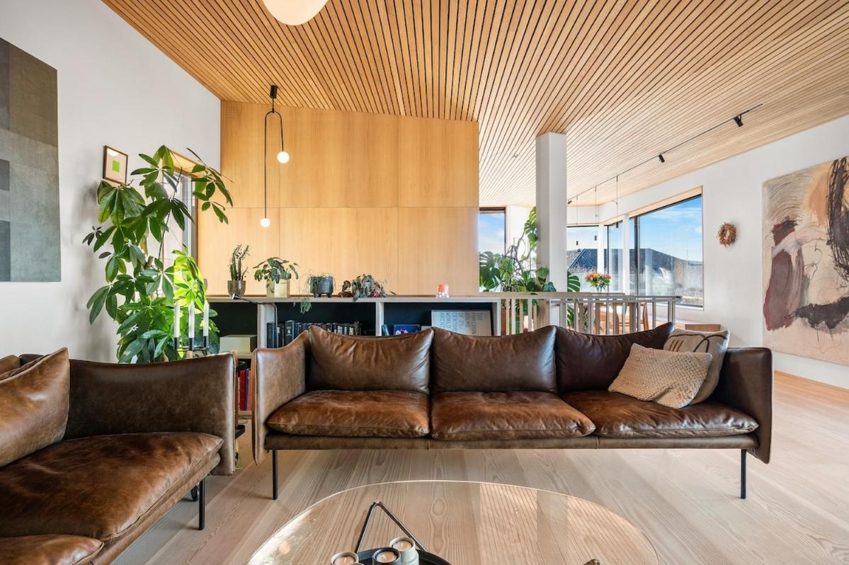Villa In The Hollywood Hills Of With Breathtaking Views *