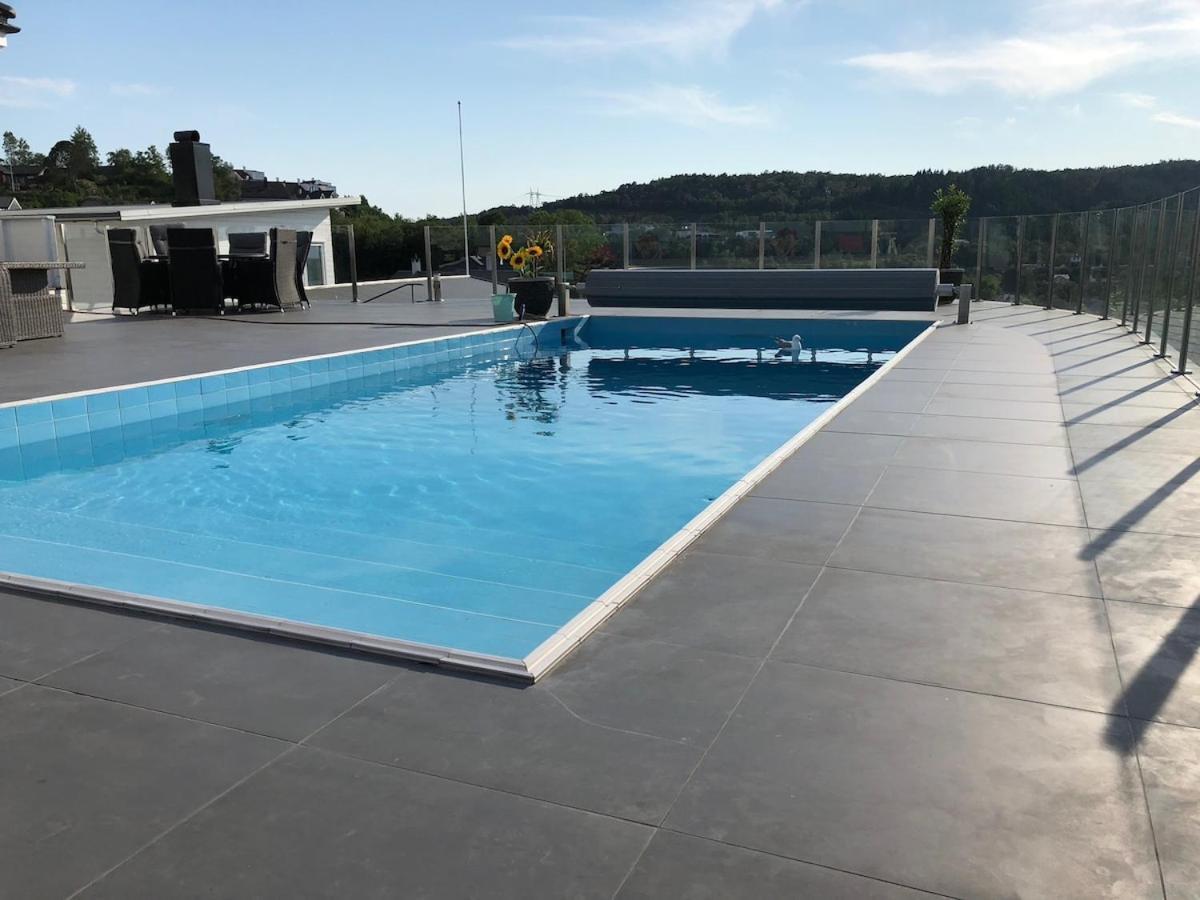 Villa With Heated Pool And Magnificent View