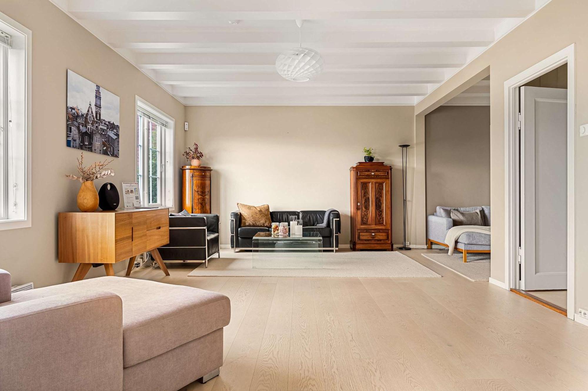 Villa Dinbnb Homes I Luxury With Hot Tub & Views