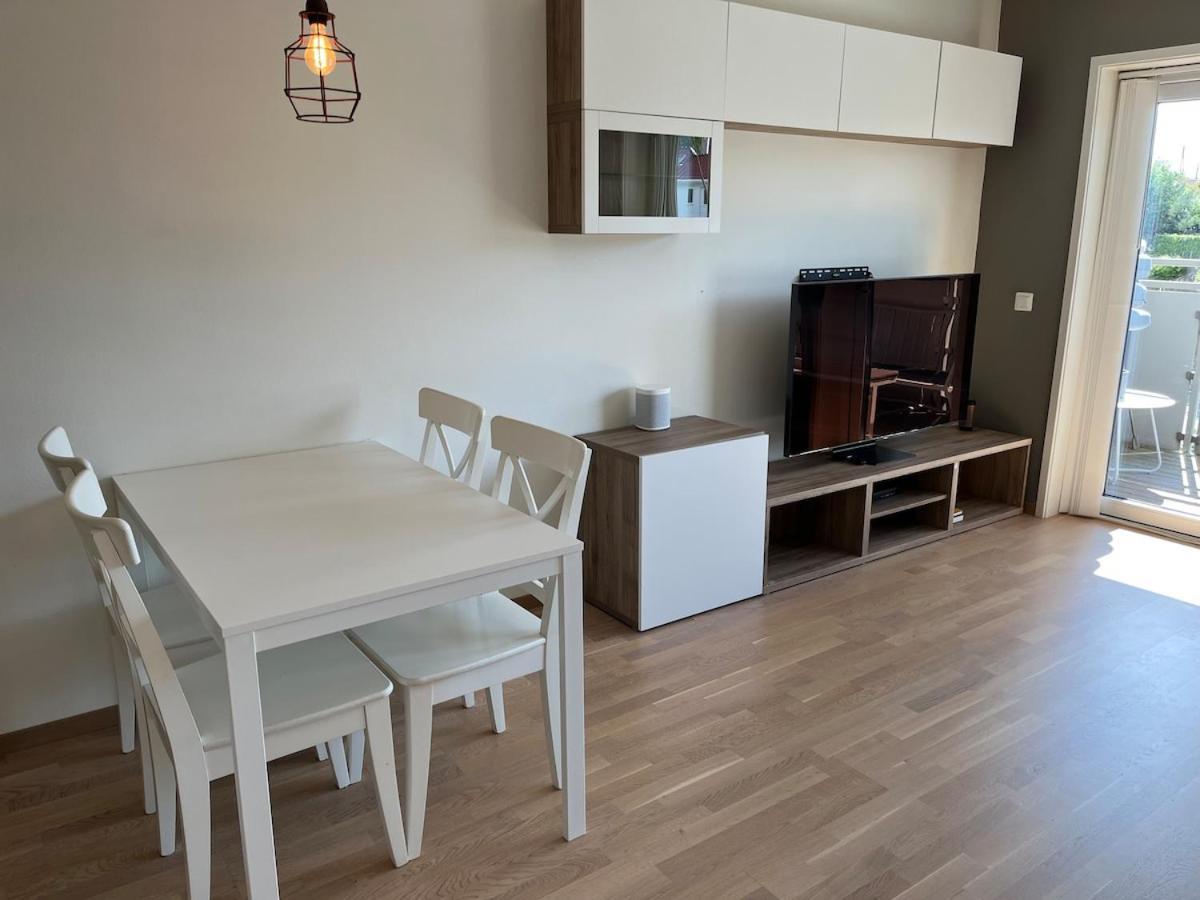 In Modern Complex Near Old Apartamento *
