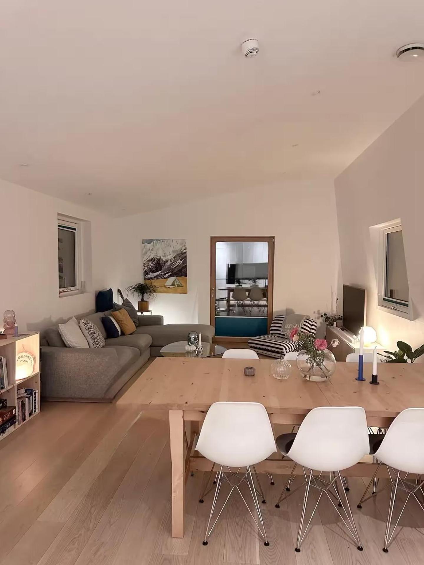 Architectural Gem At Nostet With Bathtub And Balcony Apartment Bergen