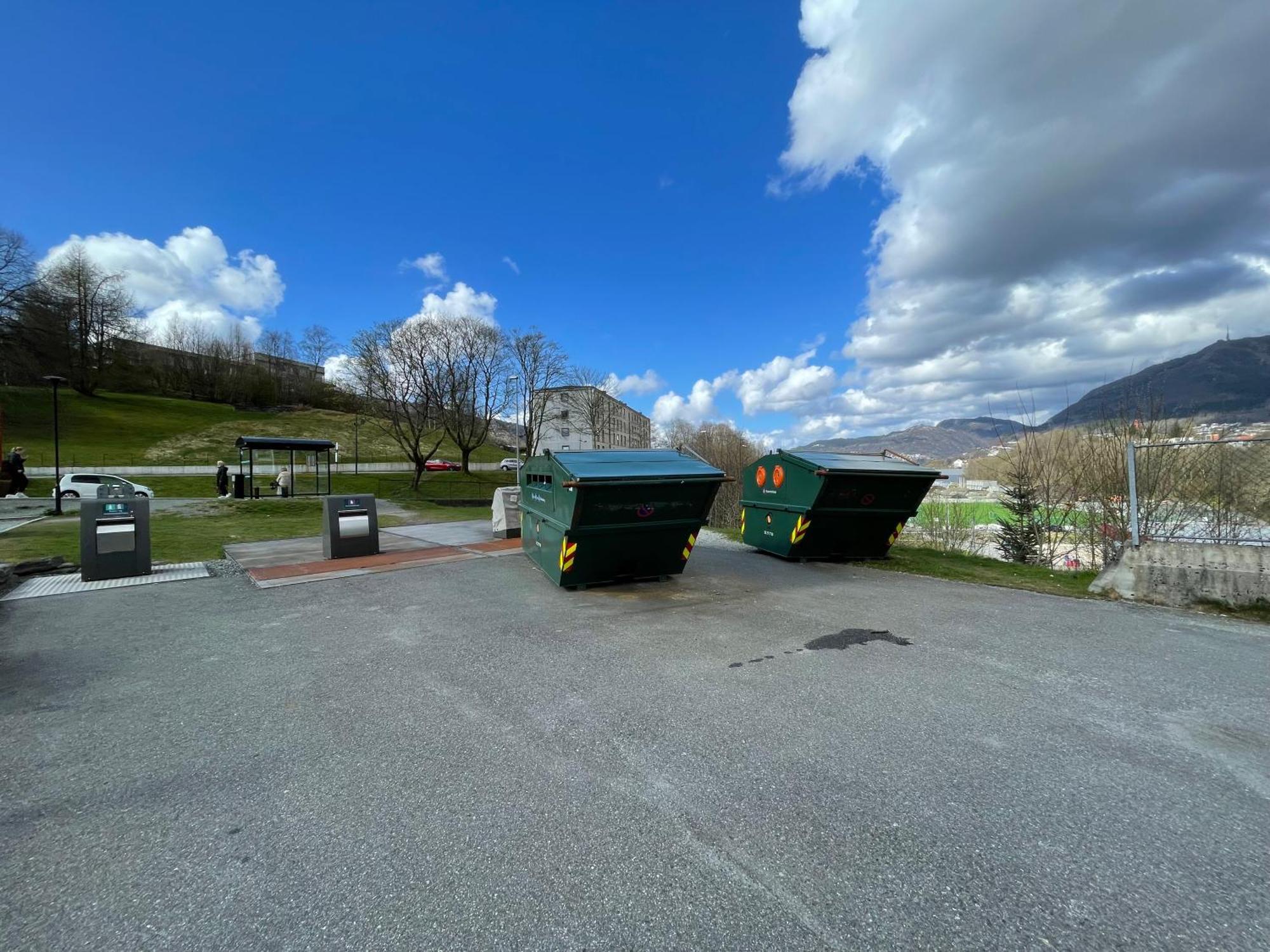 84m2 3 Sleeping Which Direct Traffic To Airport And Center Lägenhet