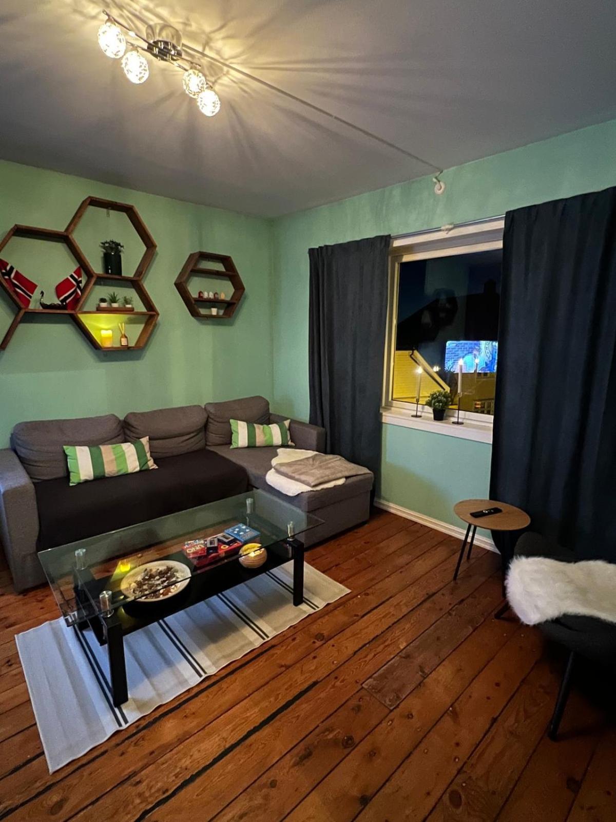 Cozy In Center Apartment