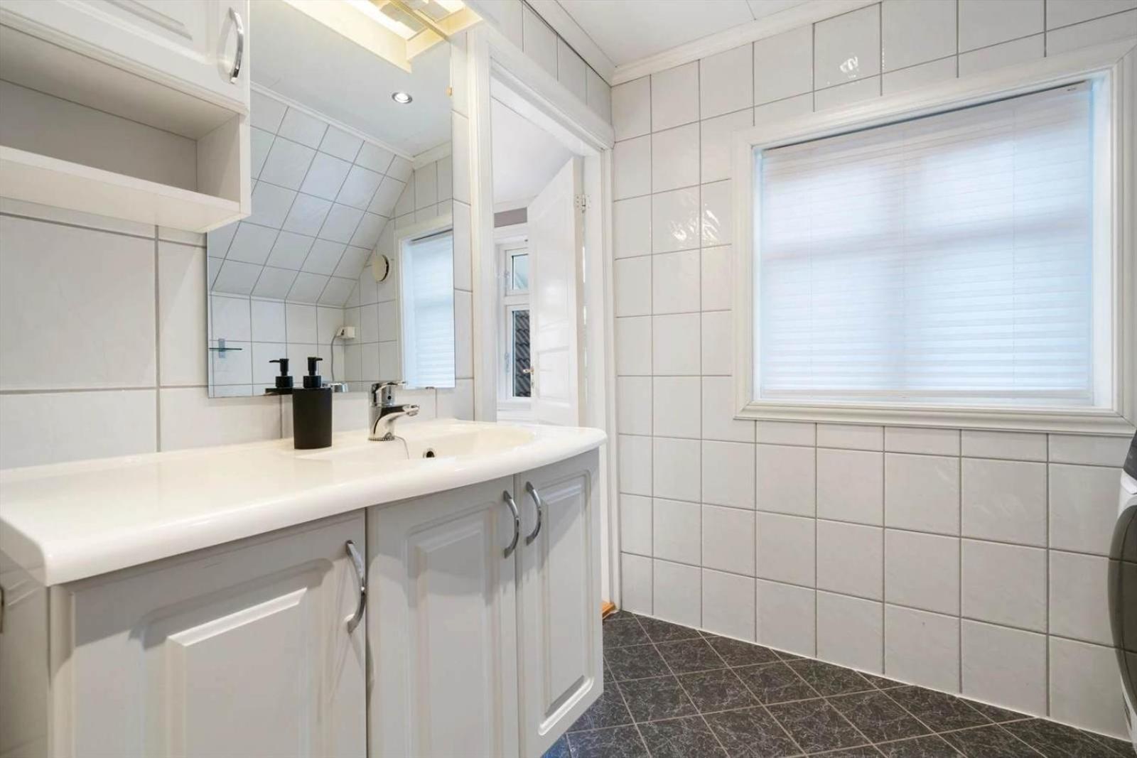 Bahay bakasyunan Dinbnb L 400m To Bryggen L Luxury L Bergenhouse L Fireplace Bergen