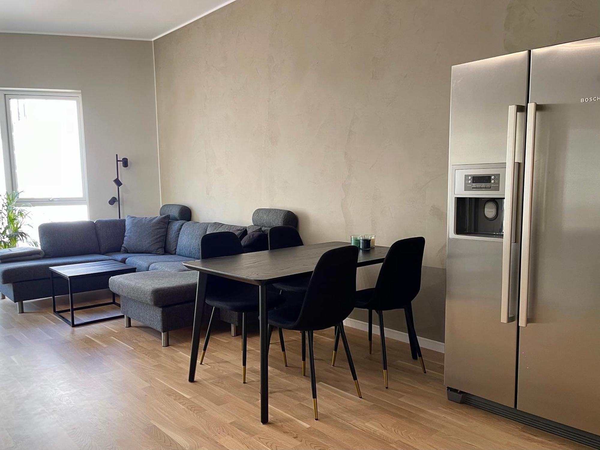 Brand-new 2025 Sunny Private Terrace - By The Sea Apartment Bergen