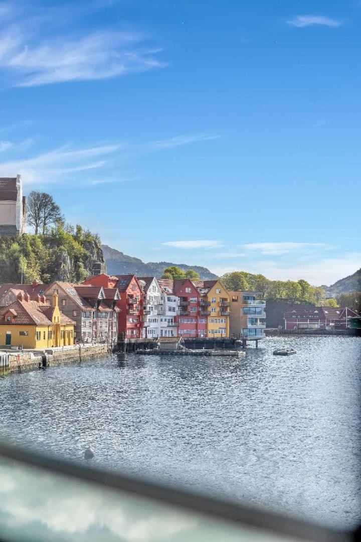 Heimby - Seaside View Luxury - Free Parking Apartment Bergen