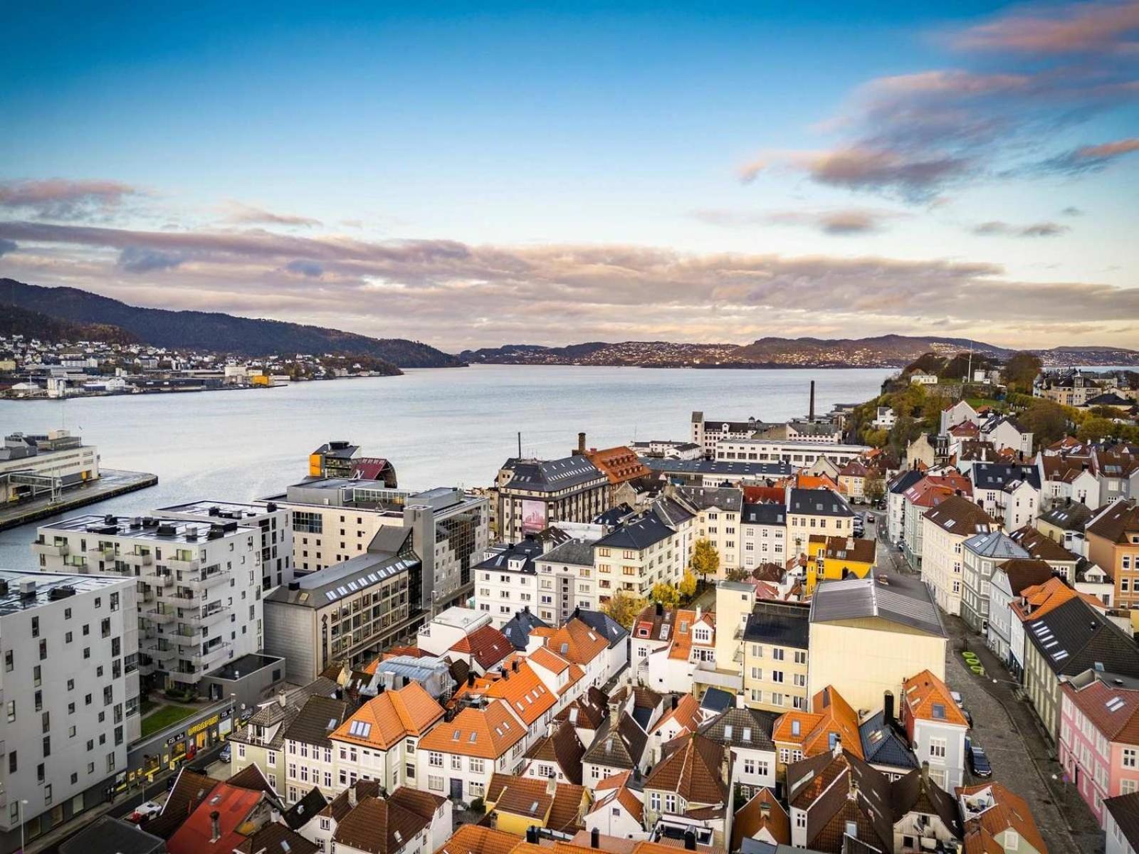 Dinbnb L 100m To Bryggen L House L 24l7 Check-in Leilighet