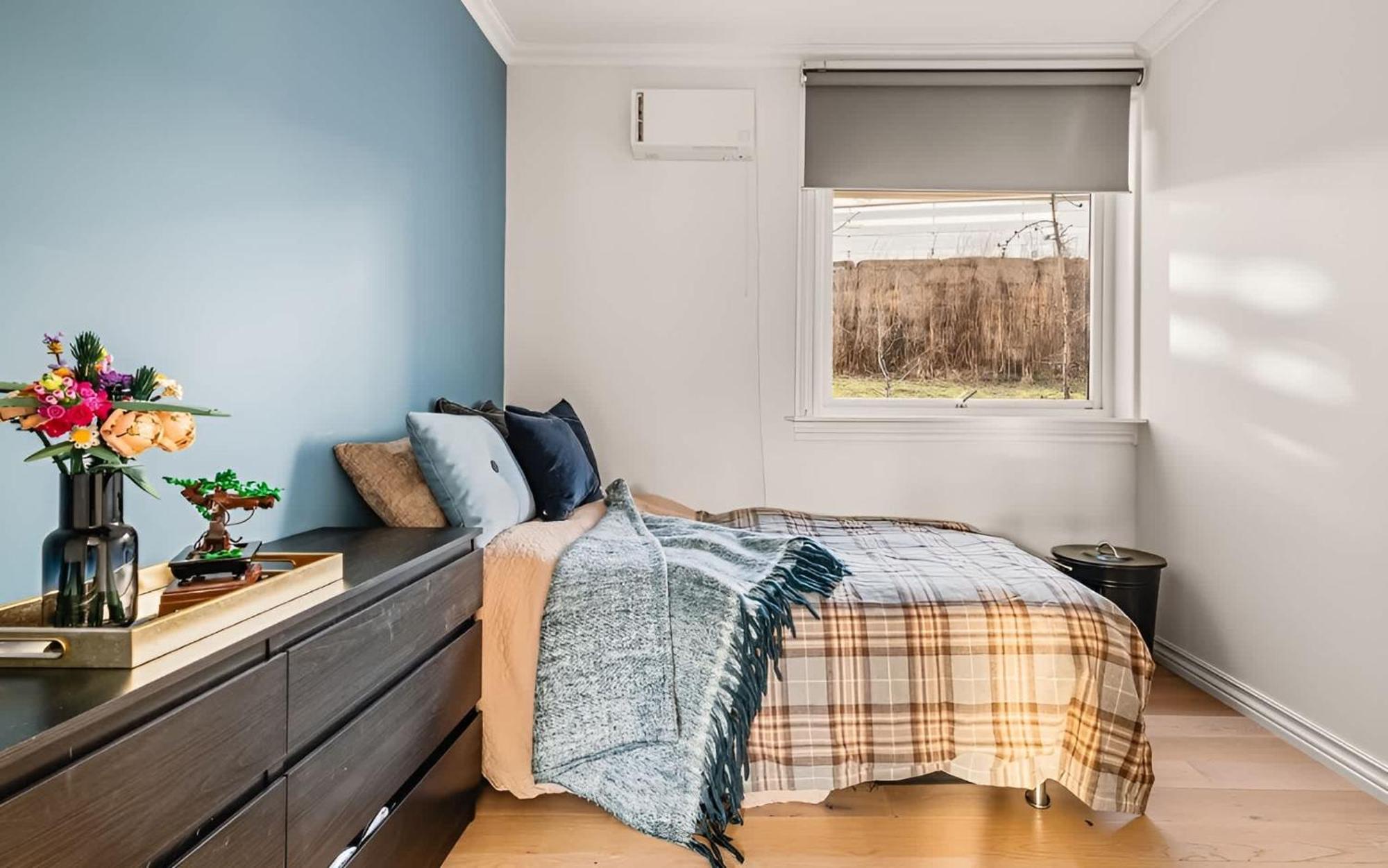 Apartment Peaceful With Balcony - Near Tram & Trails