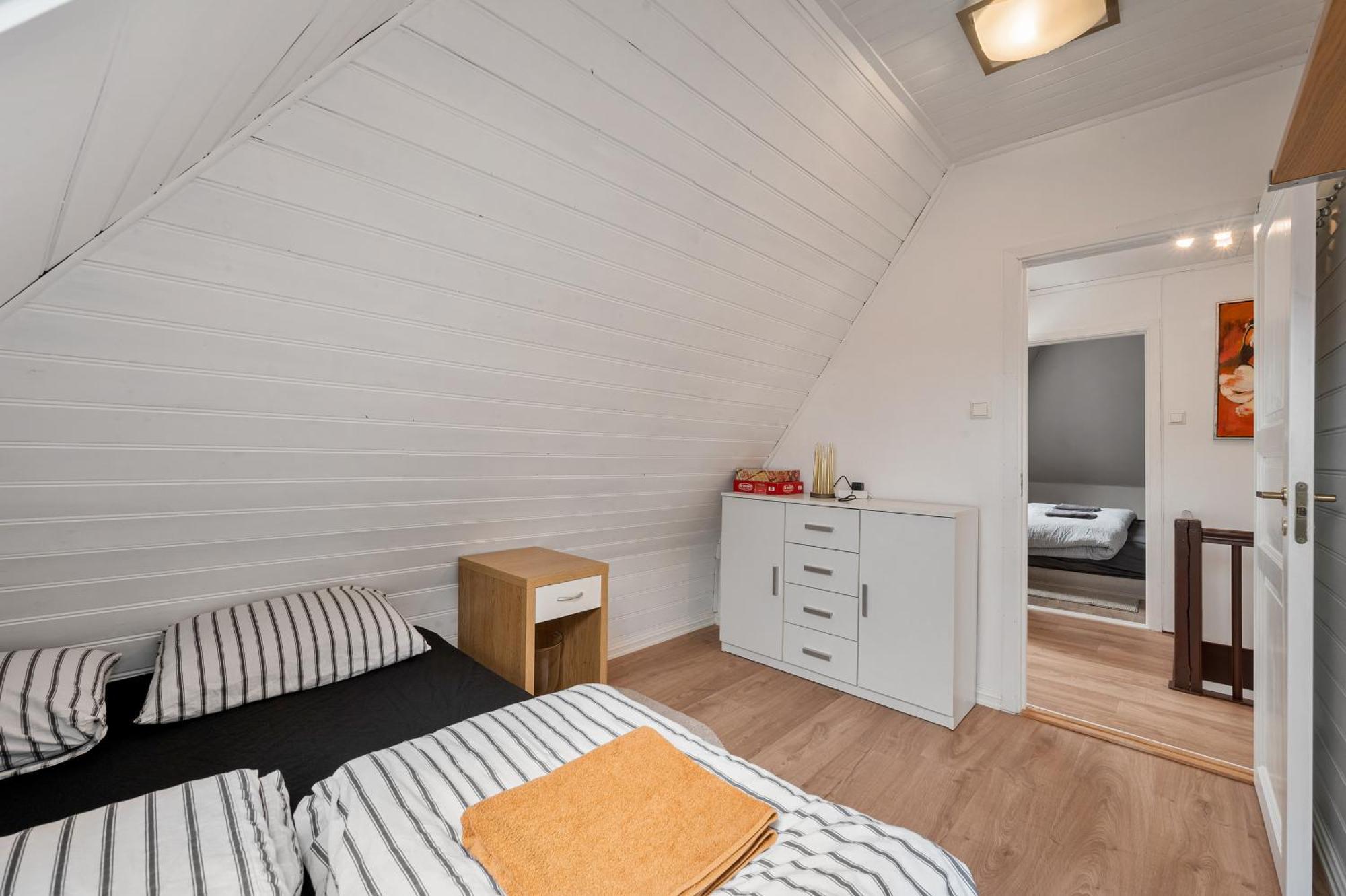 Apartment 3 Bedroom In Heart Of *
