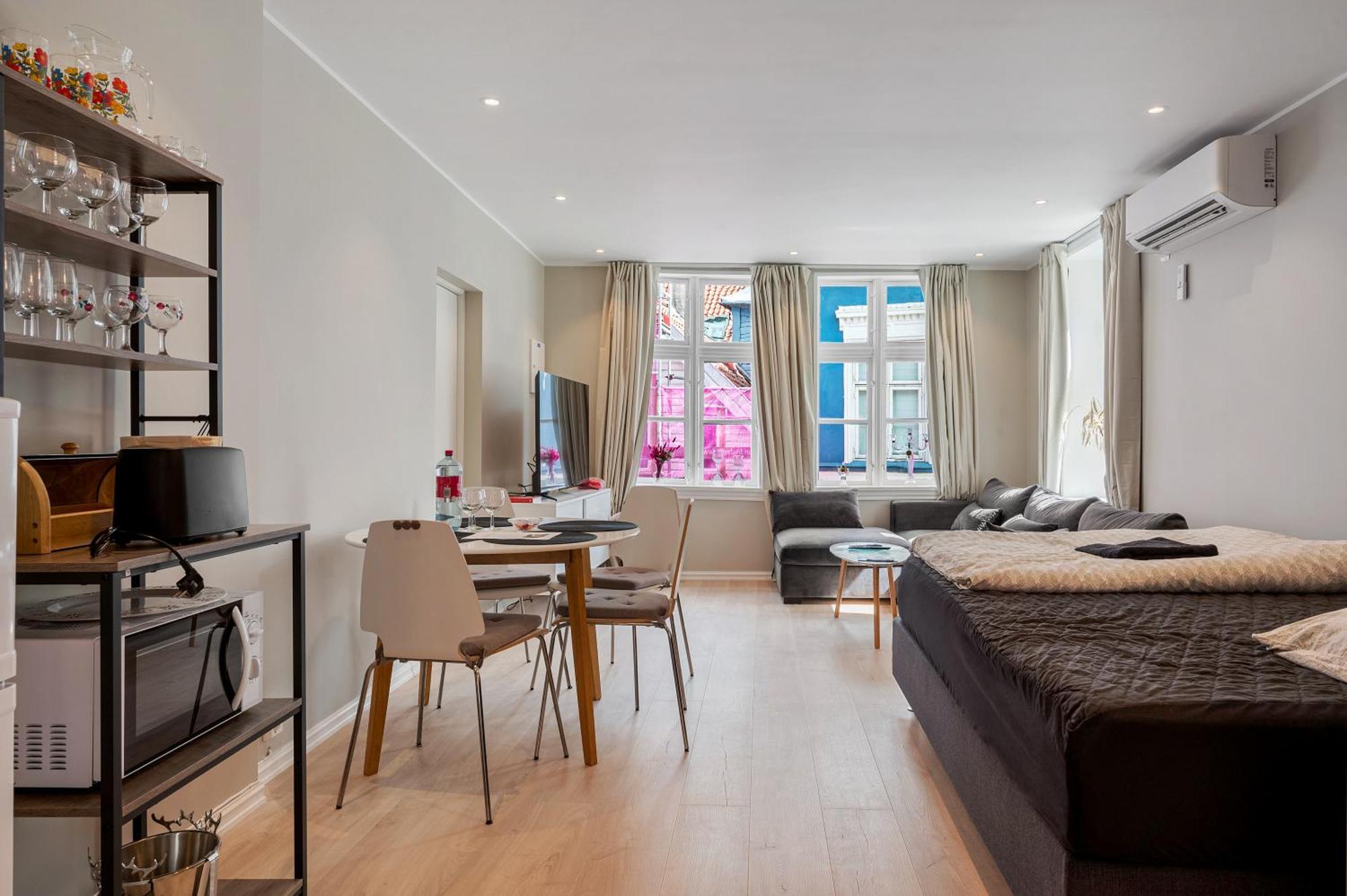 Apartamento Newly Renovated 1 Bedroom In Heart Of