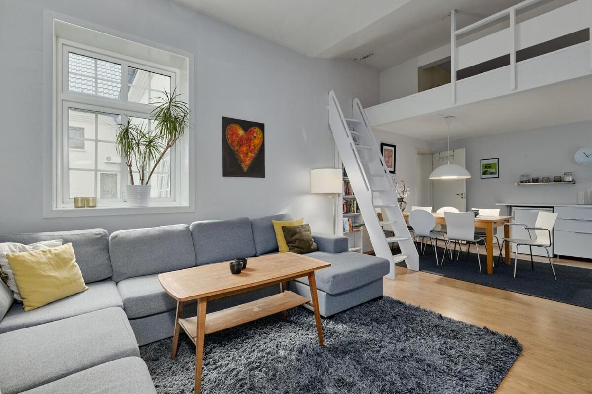 Leilighet Authentic And Spacious In Centre
