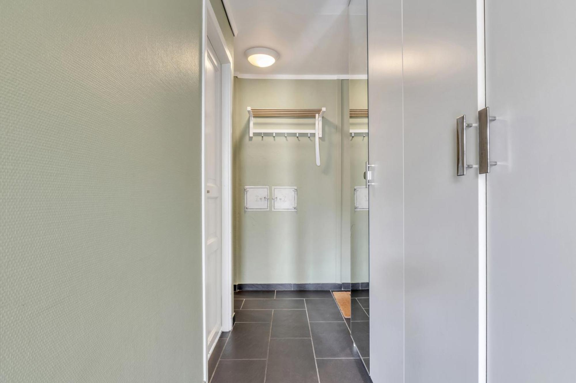 Easy Living Apartment