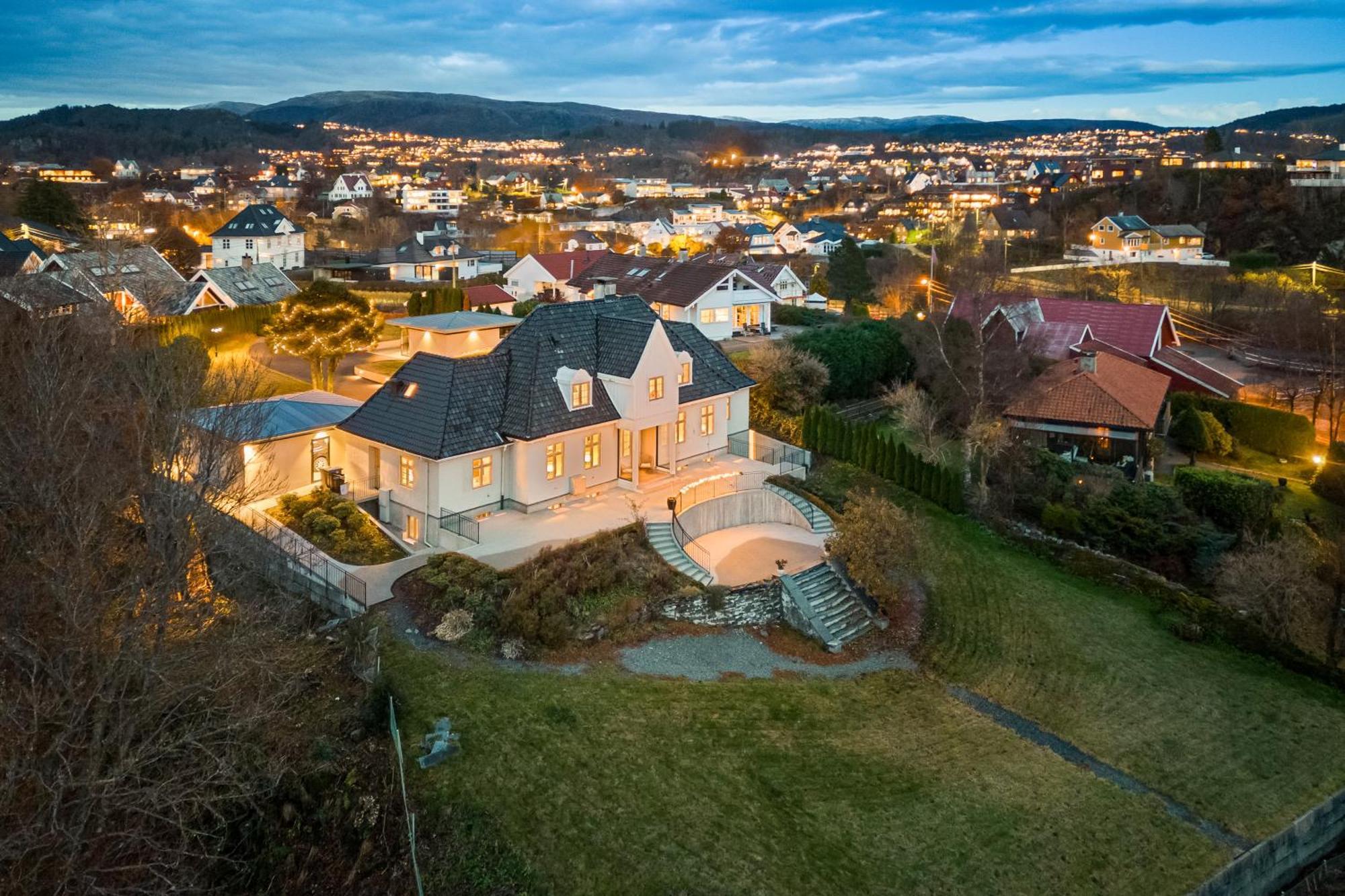 Biệt thự Exclusive - Scandinavian Luxury At Its *