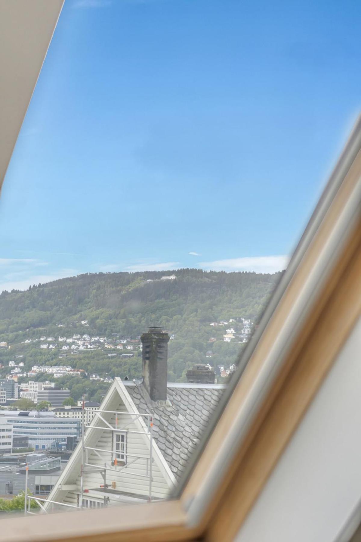 Top-Floor Apartment In Bergen Apartment Bergen