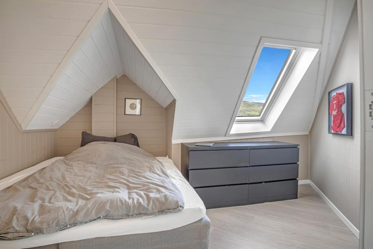 Top-Floor Apartment In Bergen Bergen